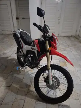 جهان همتا‏، فلات CRF200‏ - تصویر 1