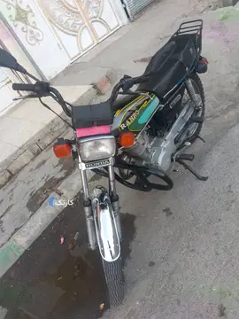 هوندا‏، CG 125‏ - تصویر 2