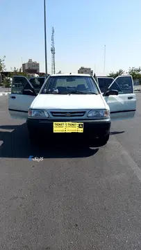 پراید‏، صندوق دار‏