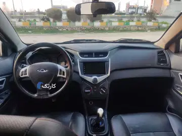 ام وی ام‏، 315هاچ بک‏، اسپرت لاکچری‏ - تصویر 3
