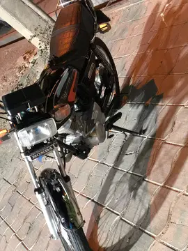 هوندا‏، CG 125‏ ، مدل ۸۵ مدارک تکمیل با بیمه - تصویر 3