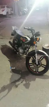 کویر موتور‏، 150‏ عروسک