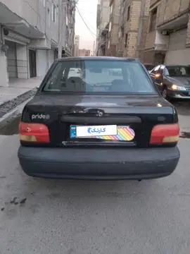 پراید‏، صندوق دار‏