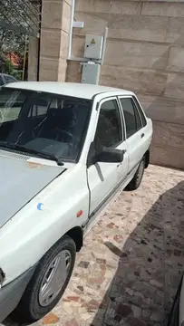 پراید‏، صندوق دار‏