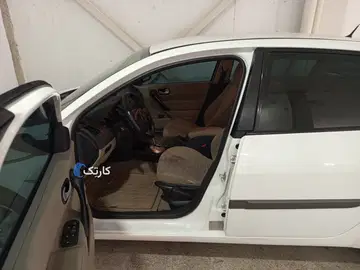 رنو‏، مگان (مونتاژ)‏، 2000‏ - تصویر 6