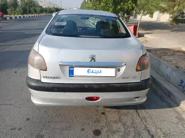 پژو‏، 206 SD‏، V8‏