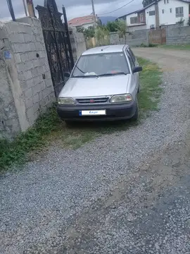 پراید‏، صندوق دار‏