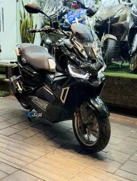 اس وای ام‏، ADV 175‏ - تصویر 2