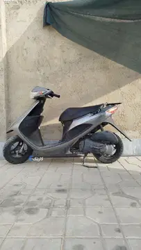 سوزوکی‏، 50‏ - تصویر 4