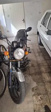 نیرو موتور شیراز‏، بوکسر BX 200‏