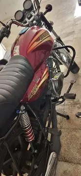 نیرو موتور شیراز‏، بوکسر BX 200‏ - تصویر 2