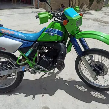 کاوازاکی‏، KMX 200‏ - تصویر 2