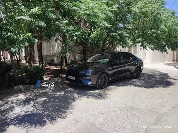 کی ام سی‏، J7‏ - تصویر 1
