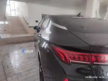 کی ام سی‏، J7‏ - تصویر 2
