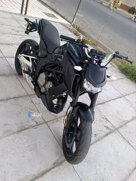 بنلی‏، TNT 300‏