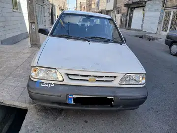 پراید‏، صندوق دار‏
