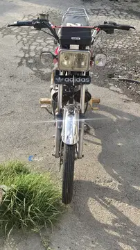 جهان همتا‏، همتاز 200‏ - تصویر 1