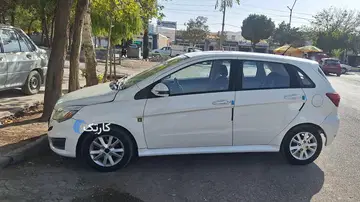 بایک‏، سابرینا هاچ بک‏ اتومات سانروف دار - تصویر 4