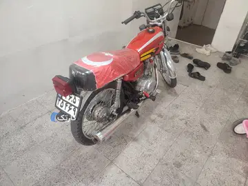 هوندا‏، CG 125‏ - تصویر 4