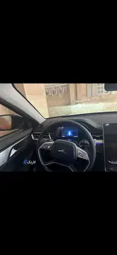 کی ام سی‏، J7‏ - تصویر 1
