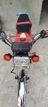 هوندا‏، CD 200‏