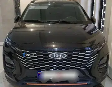 ام وی ام‏، X33 کراس‏، اتوماتیک‏