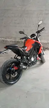 بنلی‏، TNT 180S‏ - تصویر 2