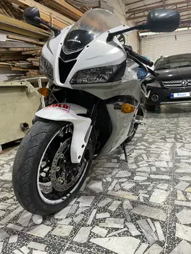 هوندا‏، CBR 600‏ - تصویر 2