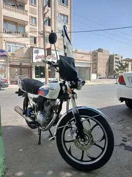 هوندا‏، CD 200‏