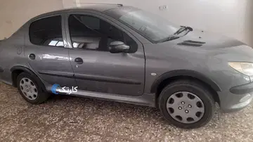 پژو‏، 206 SD‏، V8‏