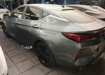 کی ام سی‏، J7‏ - تصویر 5