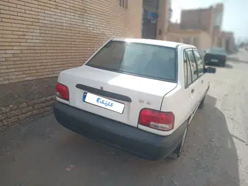 پراید‏، صندوق دار‏