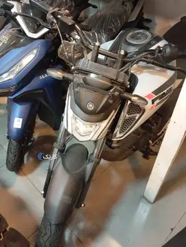 یاماها‏، FZS 150‏ - تصویر 2