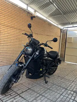 پاسارگاد سیکلت‏، آشیل 200‏ - تصویر 1