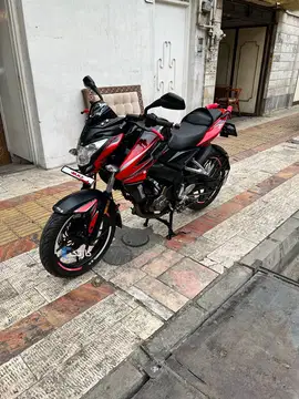 باجاج‏، پالس 200NS‏ - تصویر 1