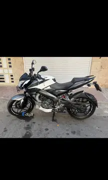 موتور ns200