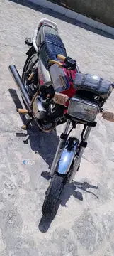کاوازاکی‏، Z125‏ - تصویر 1