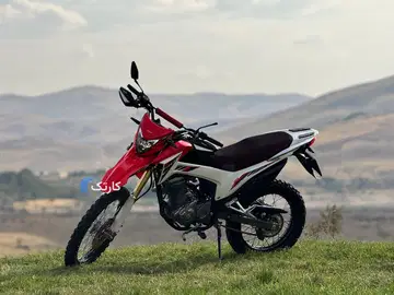 جهان همتا‏، فلات CRF200‏ - تصویر 1