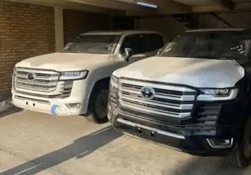 لندکروز مدل ۲۰۲۵ پلاک شده اتاق ۳۰۰ سفارش عمان VXR
