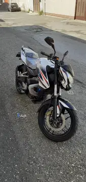 Pulsar bajaj Ns.Rs.200