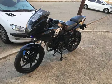 پالس ۲۲۰ دوشمع