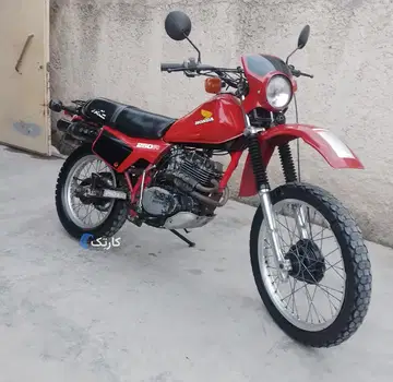 هوندا‏، XLR 250‏