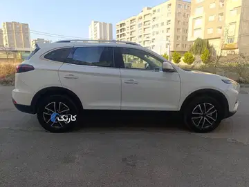 کی ام سی‏، K7‏ - تصویر 2