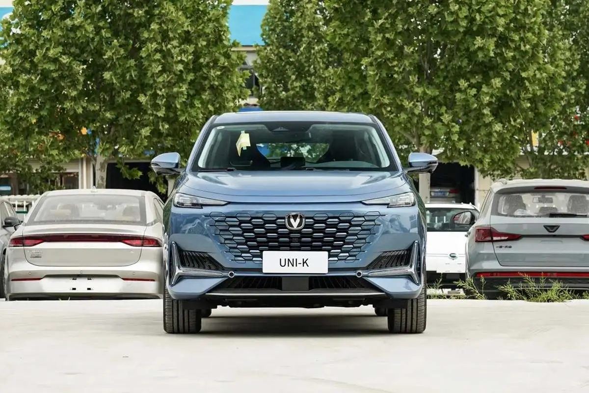 مشخصات کامل چانگان UNI-K