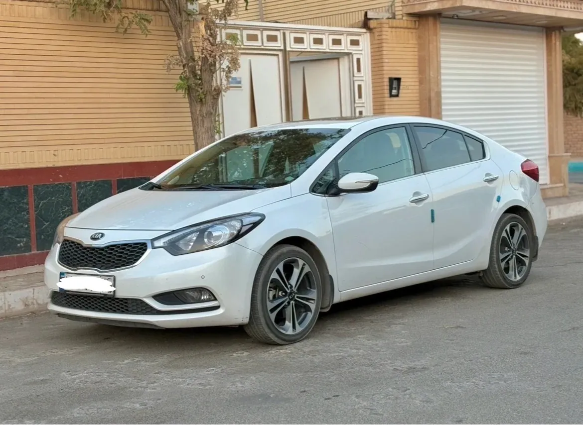 قیمت خودروهای پرفروش در بازار آزاد – یکشنبه ۲۵ آبان ۱۴۰۴