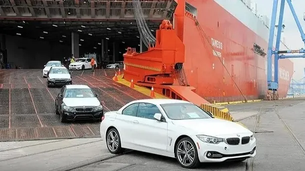 تسهیل واردات خودرو برای ایرانیان خارج از کشور؛ بازار در انتظار تحول