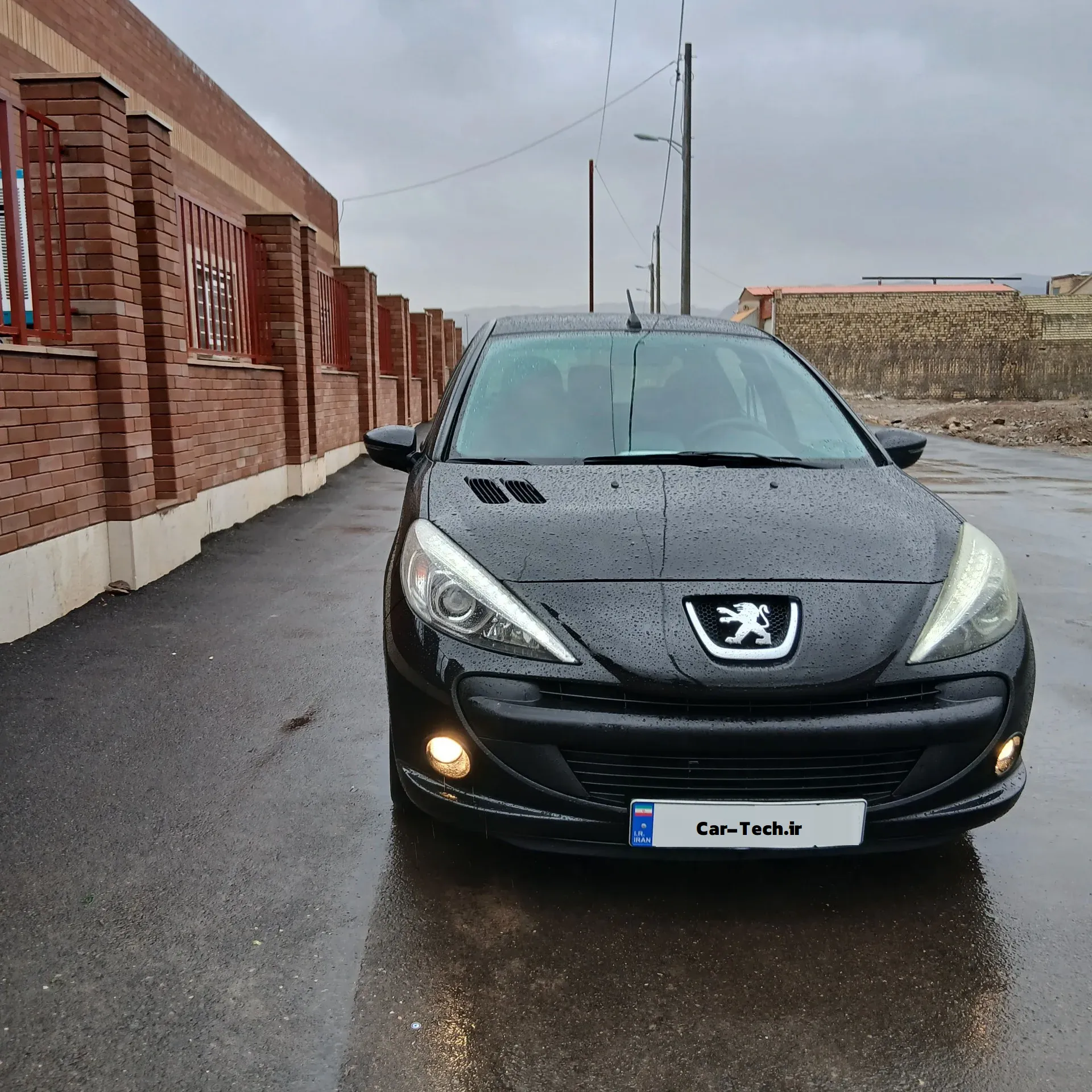 لیست قیمت خودروهای پرفروش داخلی و وارداتی سه شنبه ۲ دی ۱۴۰۴