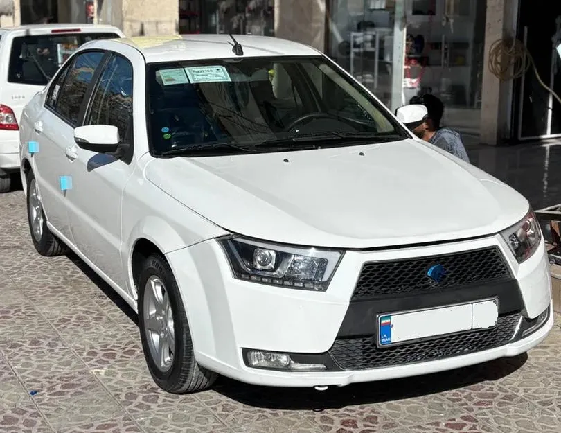 لیست قیمت خودروهای پرفروش داخلی و وارداتی دوشنبه ۱۵ دی ۱۴۰۴