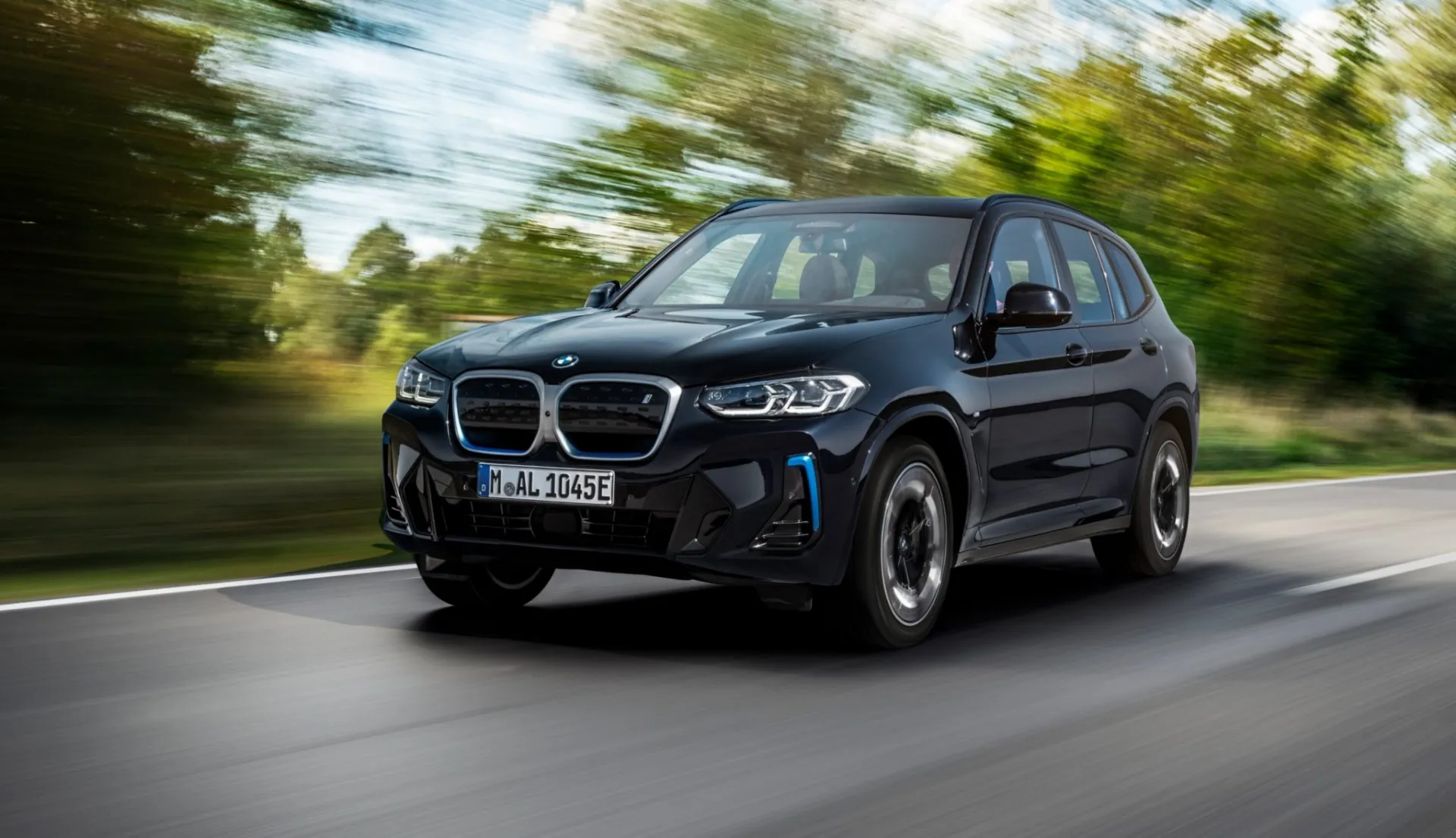 قیمت جدید BMW IX۳ اعلام شد - بهمن ۱۴۰۴